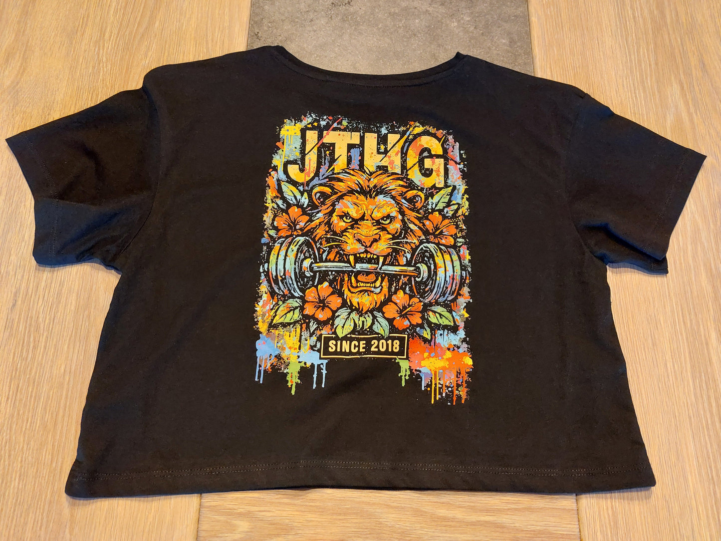 JUST HANG - “Barbell Lion” Crop Top